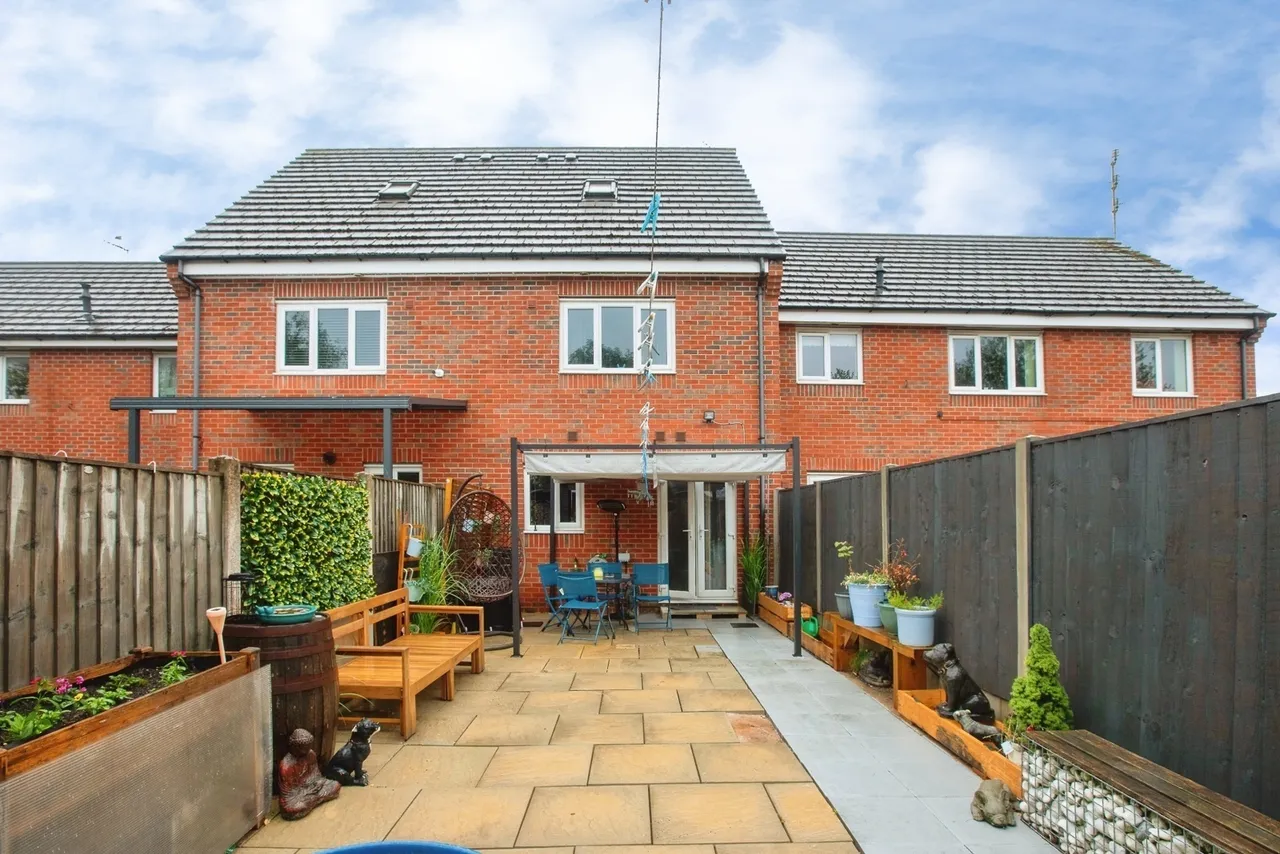 Glamis Close, Sutton-in-Ashfield, Nottinghamshire, NG17, photo 16