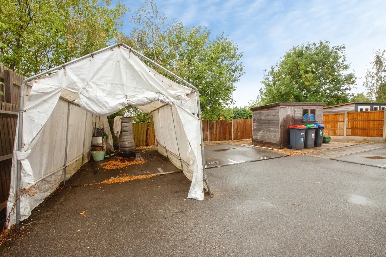 Glamis Close, Sutton-in-Ashfield, Nottinghamshire, NG17, photo 19