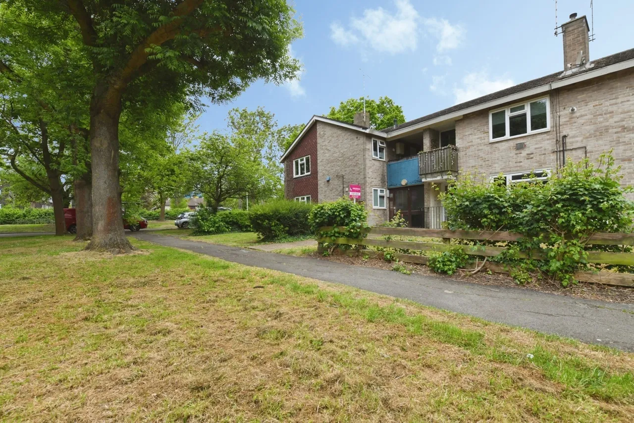 Honeypot Lane, Basildon, Essex, SS14, photo 7