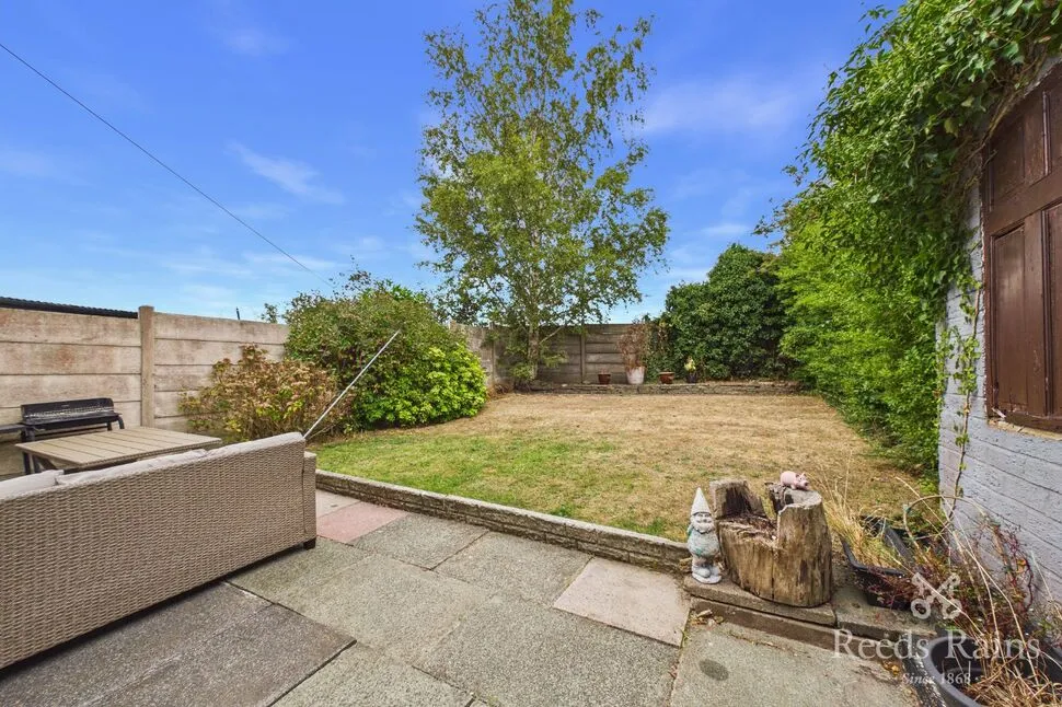 Parbold Avenue, St. Helens, WA11, photo 3