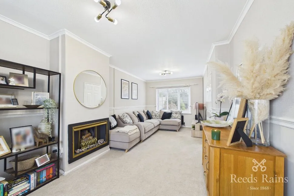 Parbold Avenue, St. Helens, WA11, photo 2