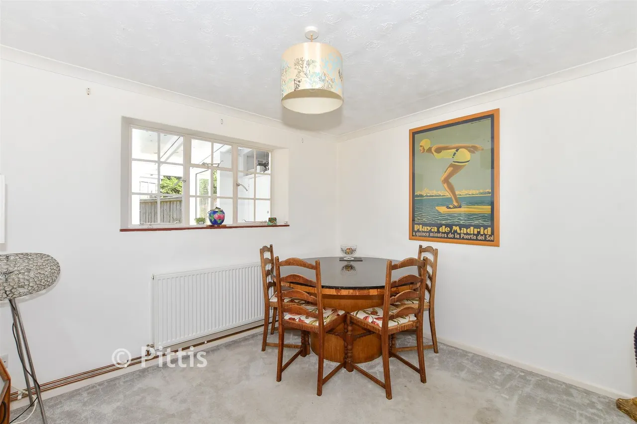 Richmond Meade, Freshwater, PO40, photo 6