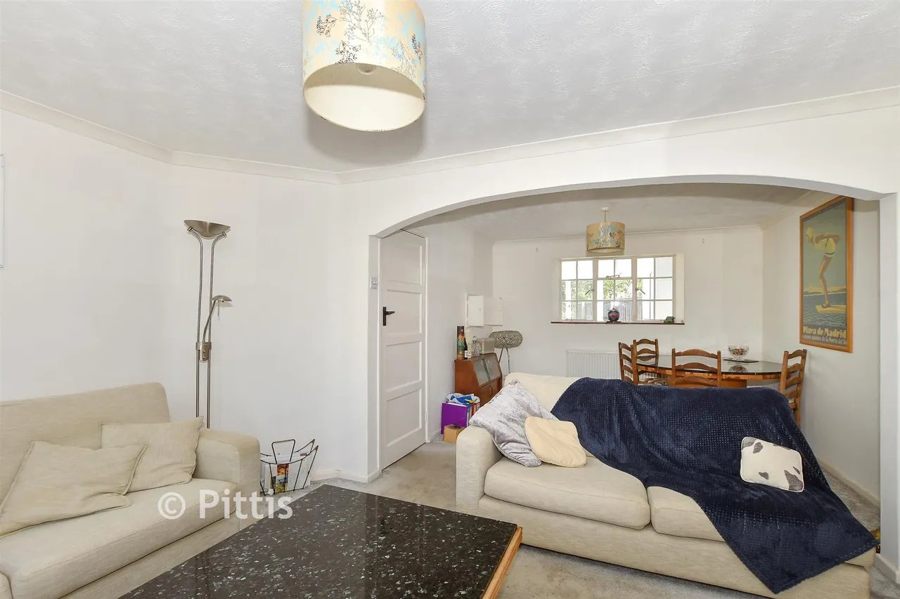 Richmond Meade, Freshwater, PO40, photo 11