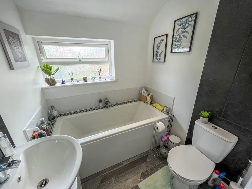 Bignal Drive, Leicester Forest East, Leicestershire, LE3, photo 8