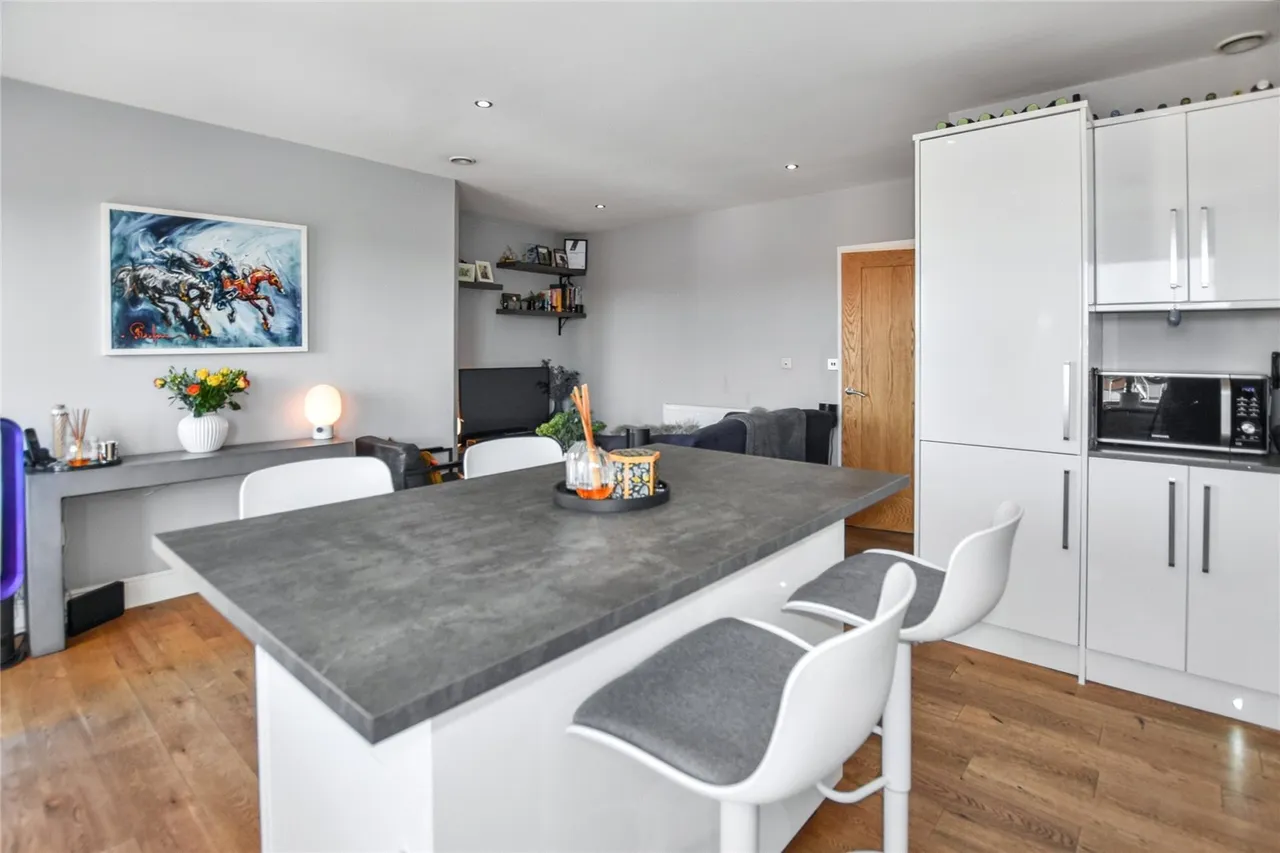 Upper Wickham Lane, DA16, photo 10
