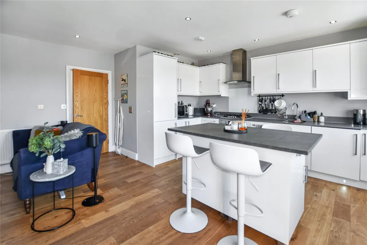 Upper Wickham Lane, DA16, photo 9