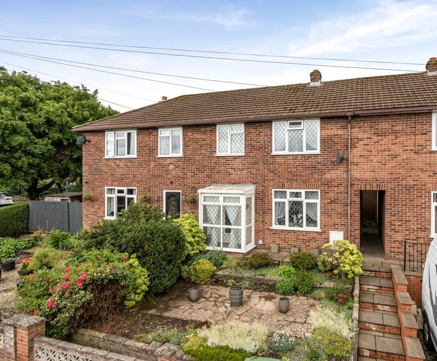 3 bed house for sale — Tennyson Close, Hereford, Herefordshire