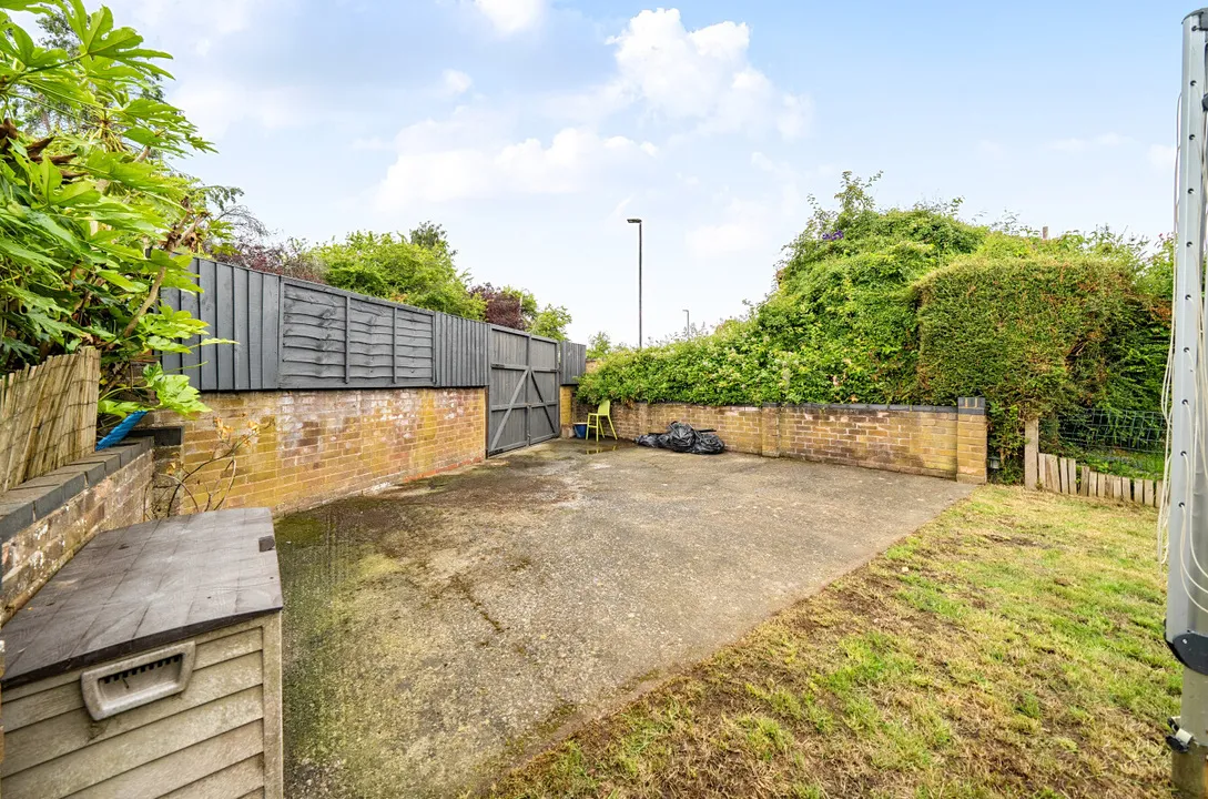 Tennyson Close, Hereford, Herefordshire, photo 51