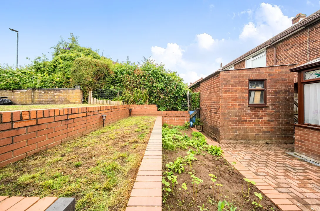 Tennyson Close, Hereford, Herefordshire, photo 21