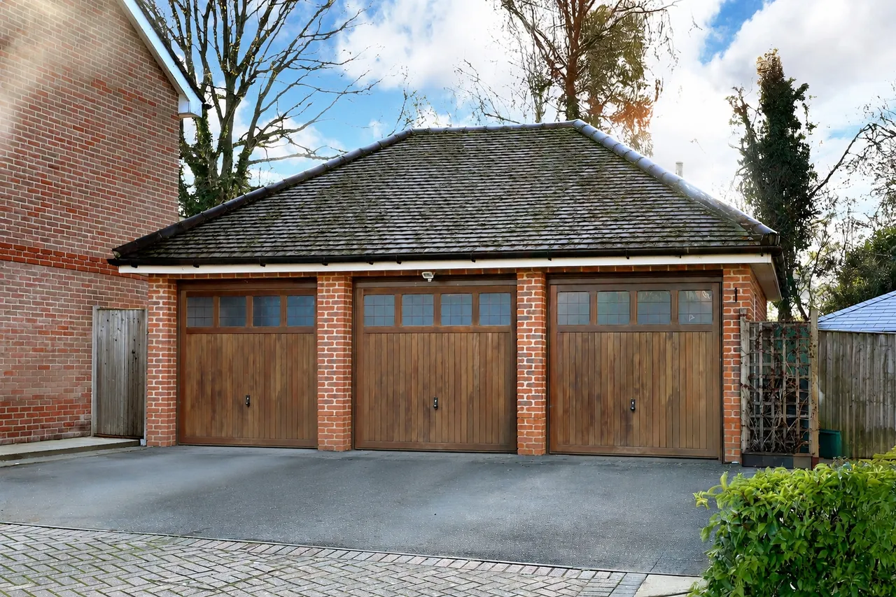 Gurnells Road, Seer Green, HP9, photo 15