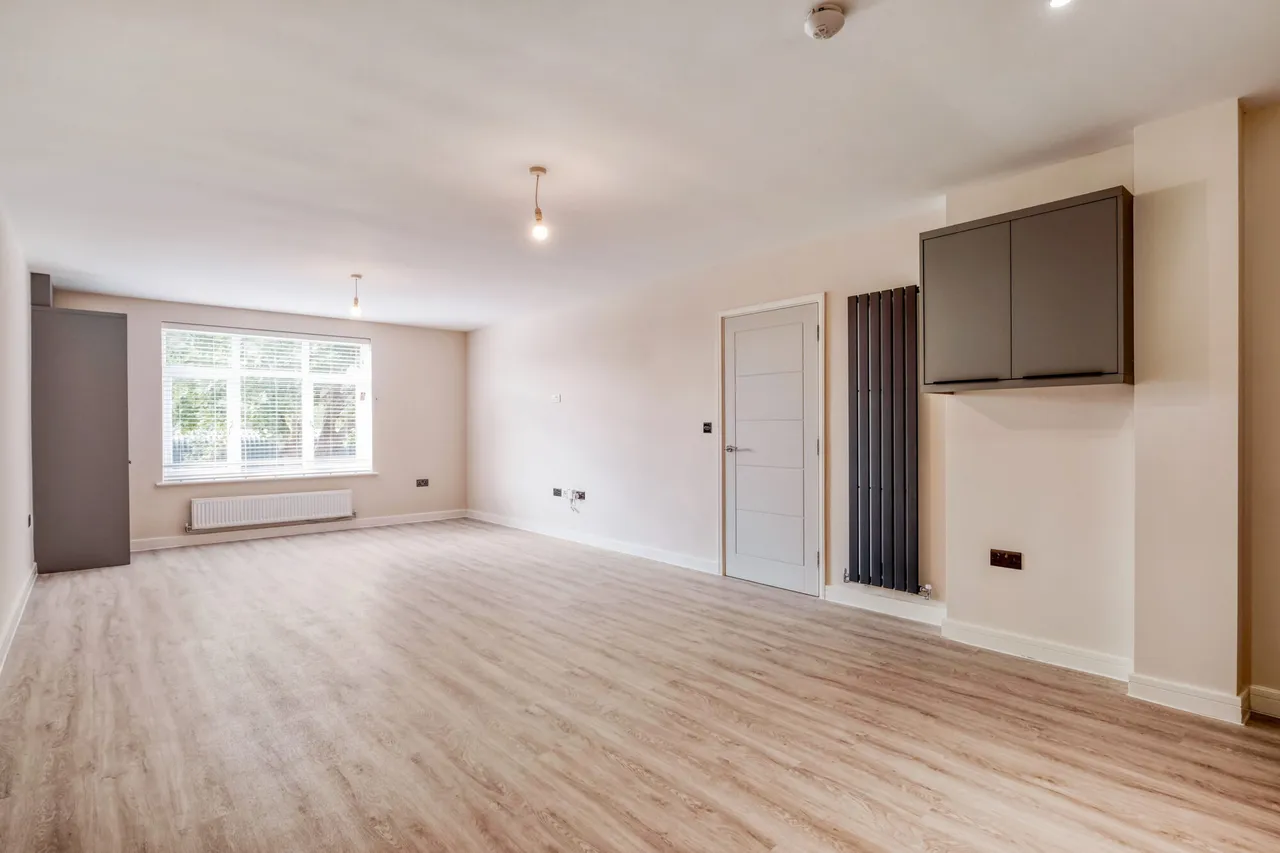 High Street, Kings Heath, B14, photo 5