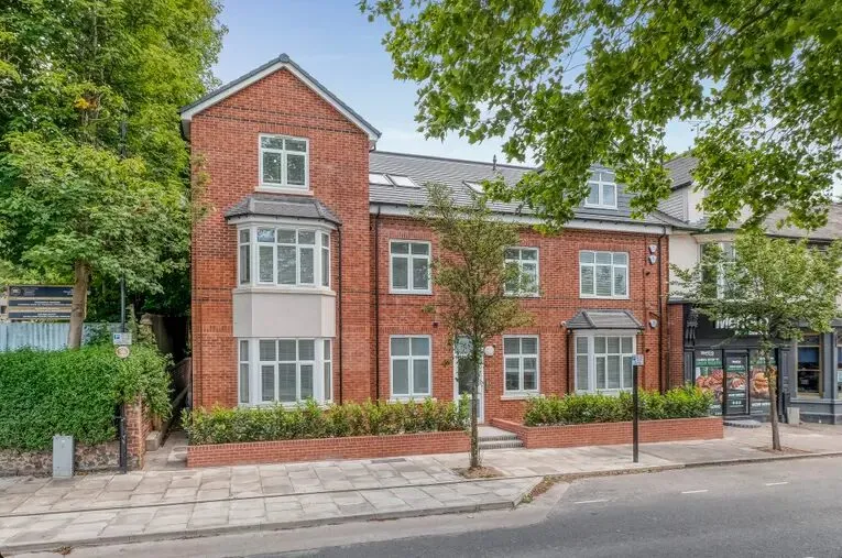 High Street, Kings Heath, B14, photo 2