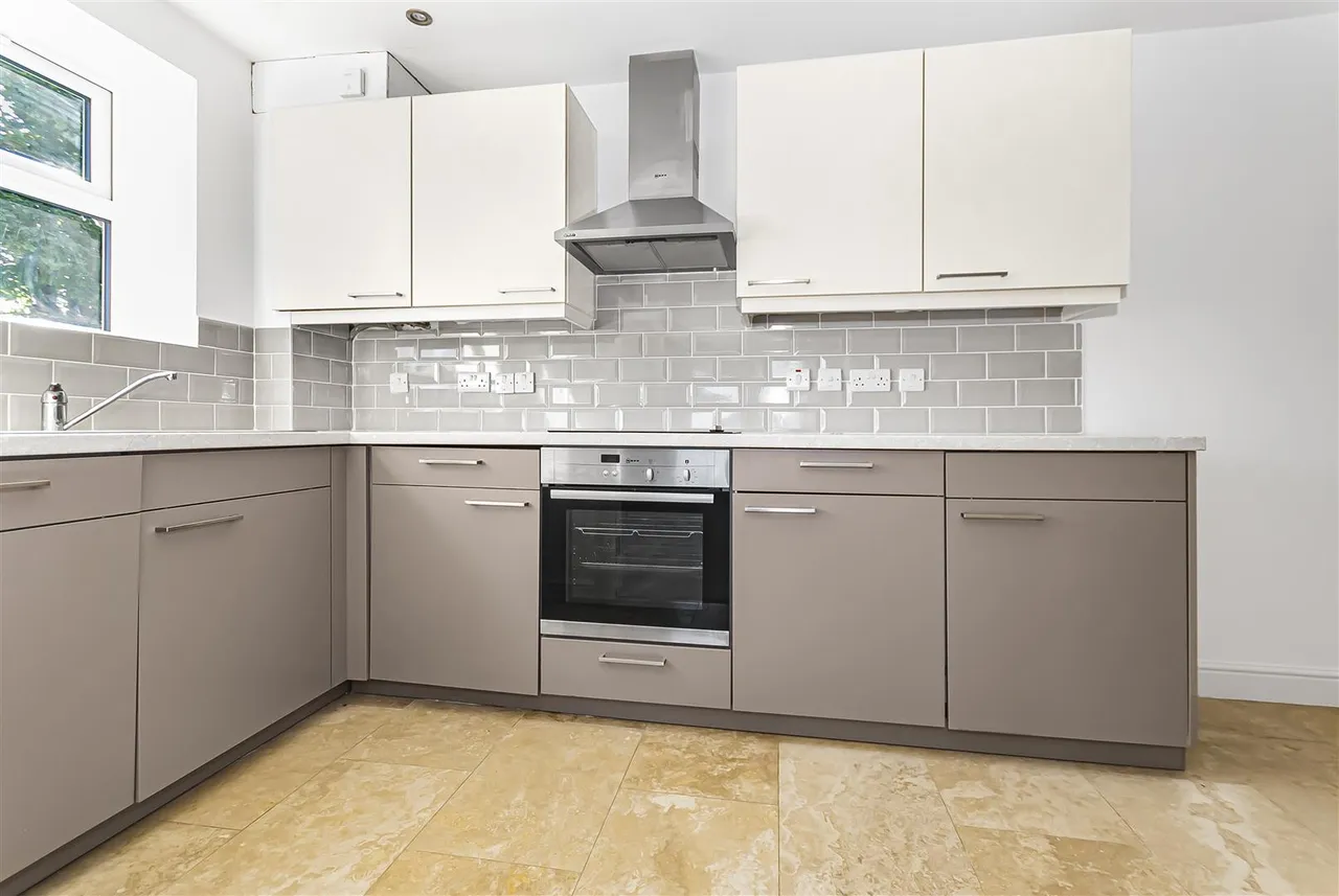Broadhead Road, Turton, Bolton, BL7 0JF, photo 9