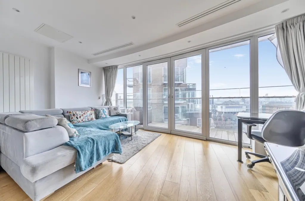 Crossharbour Plaza, Canary Wharf, E14, photo 10