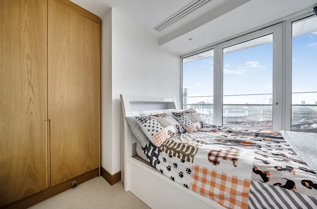 Crossharbour Plaza, Canary Wharf, E14, photo 12