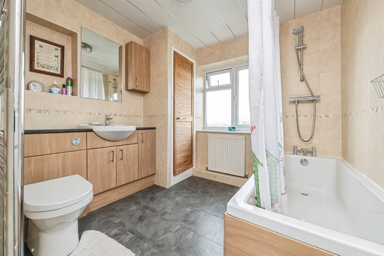 Bedale Drive, Skelmanthorpe, HD8, photo 12