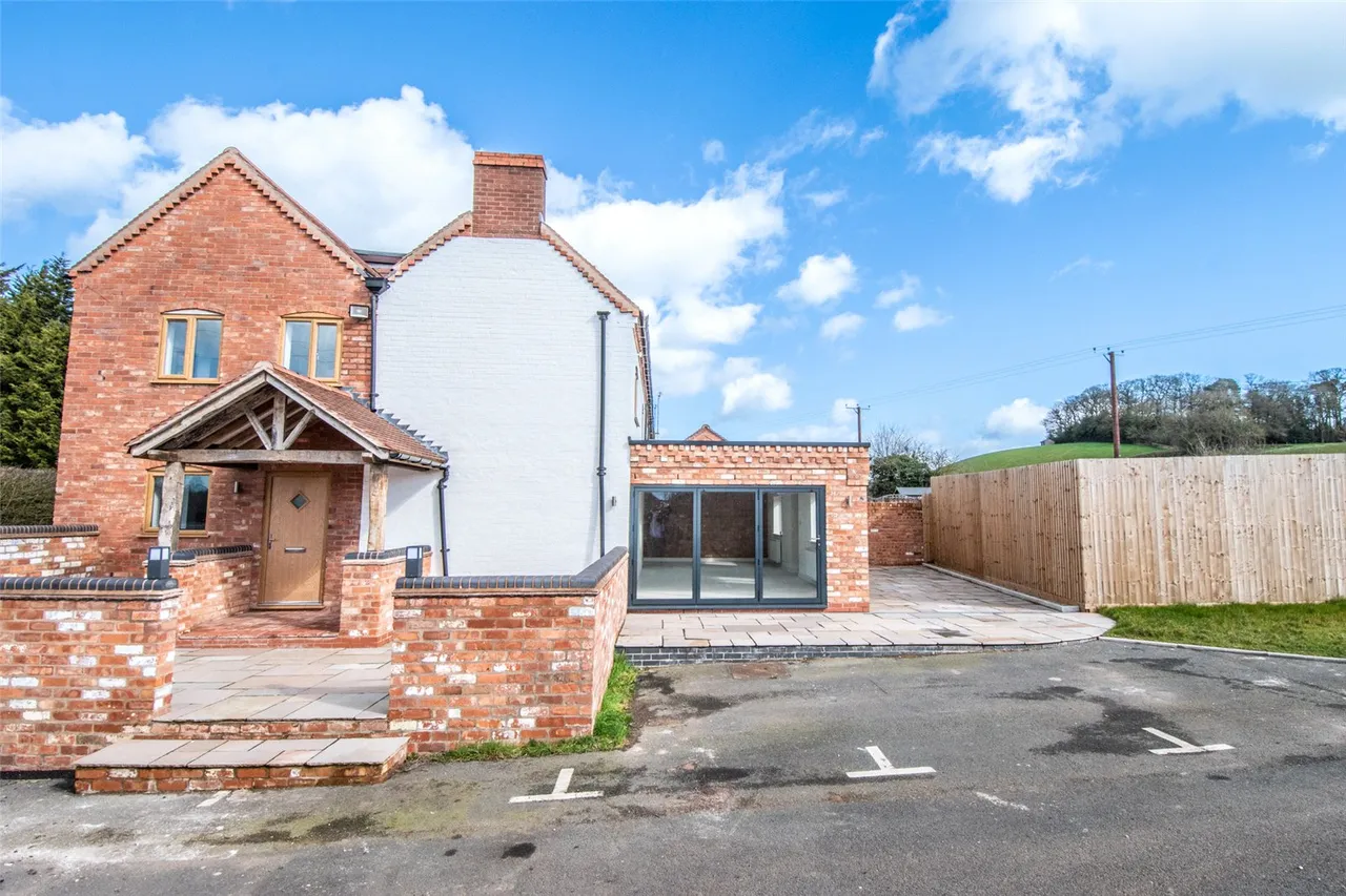 Country Girl Court, Sharpway Gate, Stoke Prior, Bromsgrove, B60 4AY, photo 37