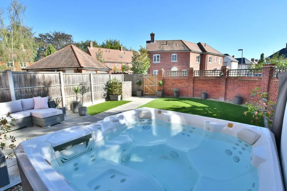 Griffin Close, Wimborne, BH21, photo 23
