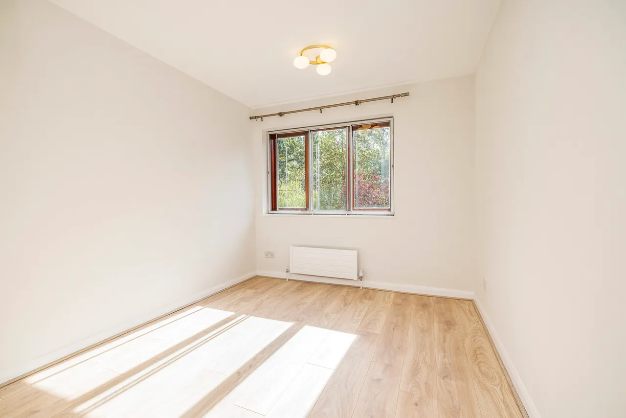 Ashbourne Square, Northwood Fees Apply, HA6, photo 20
