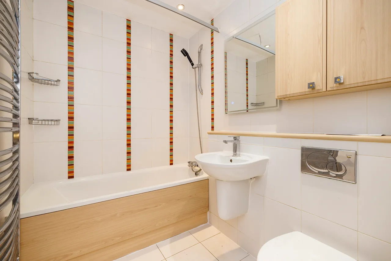 Ashbourne Square, Northwood Fees Apply, HA6, photo 13