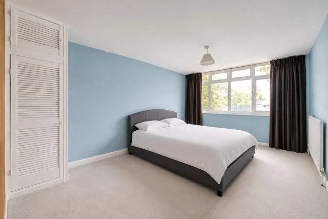 Deanery Road, London, E15, photo 4
