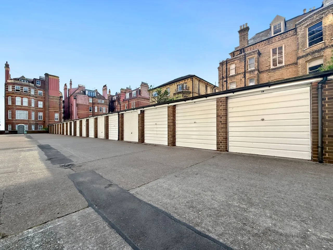 Grand Avenue, Hove, BN3, photo 8