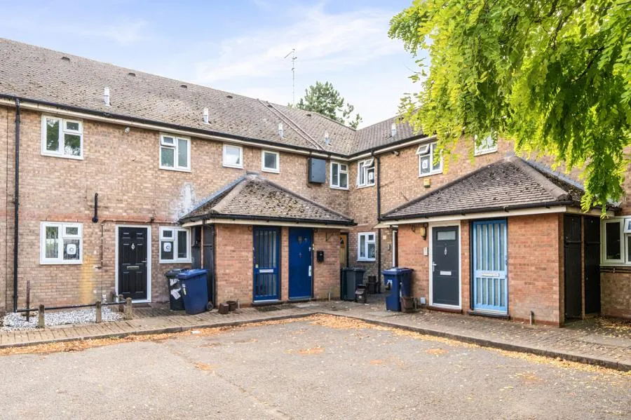 2 bed flat for sale, Sunny Way, London, N12