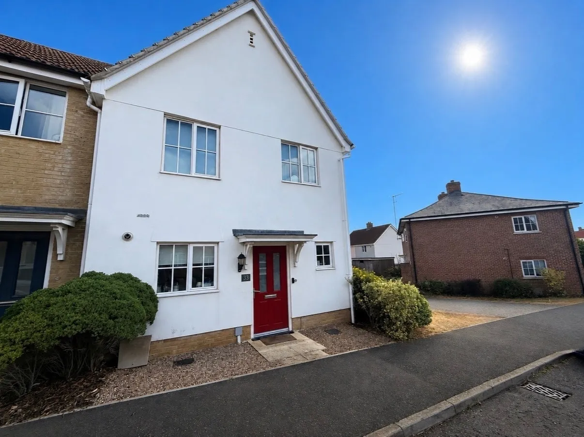 3 bed house for sale — Morris Road, Wickham Market, Woodbridge