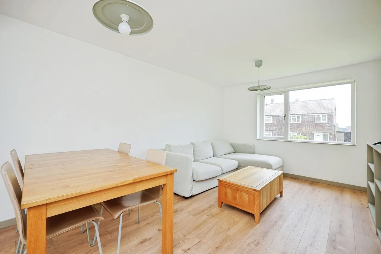 Squire Avenue, CANTERBURY, Kent, CT2, photo 5