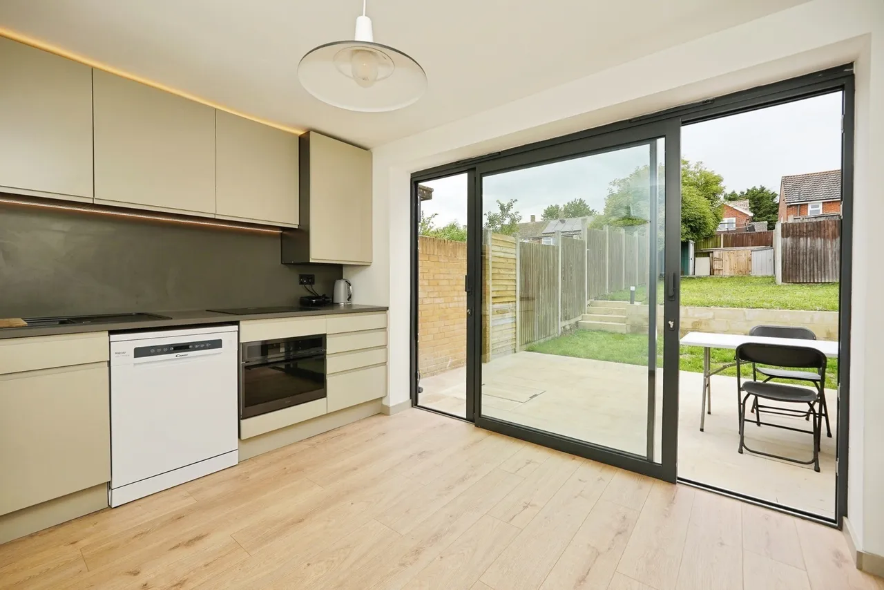 Squire Avenue, CANTERBURY, Kent, CT2, photo 3