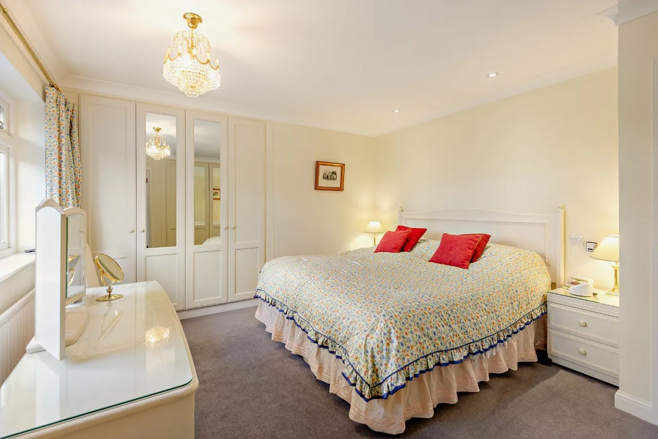 Chanctonbury Drive, Ascot, Berkshire, SL5 9PT, photo 9