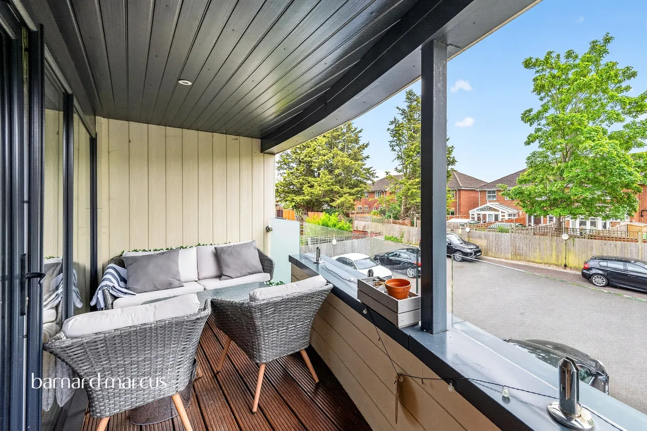 Hardwick Close, Epsom, KT19, photo 6