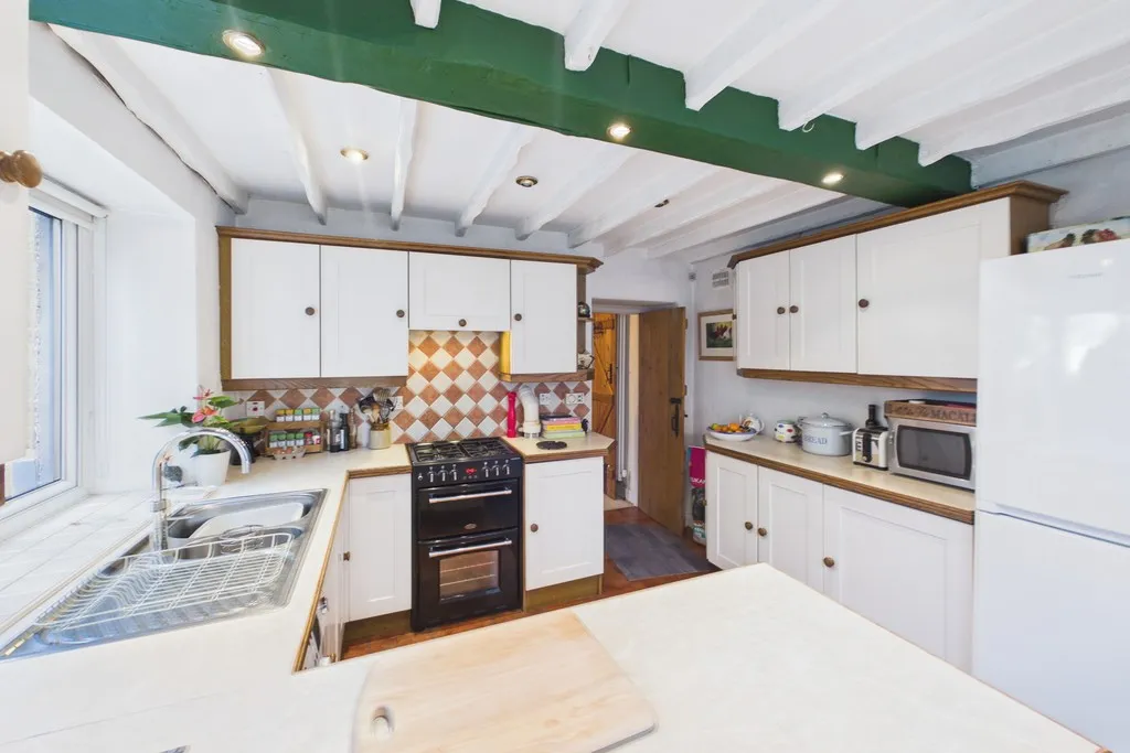 Main Road, Bolton Le Sands, LA5, photo 13