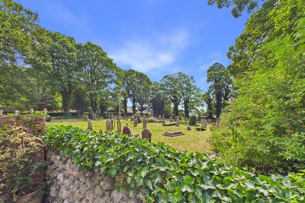 Main Road, Bolton Le Sands, LA5, photo 33