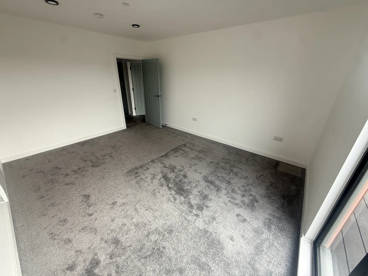 Burlington Square, Chesterfield, S40, photo 5