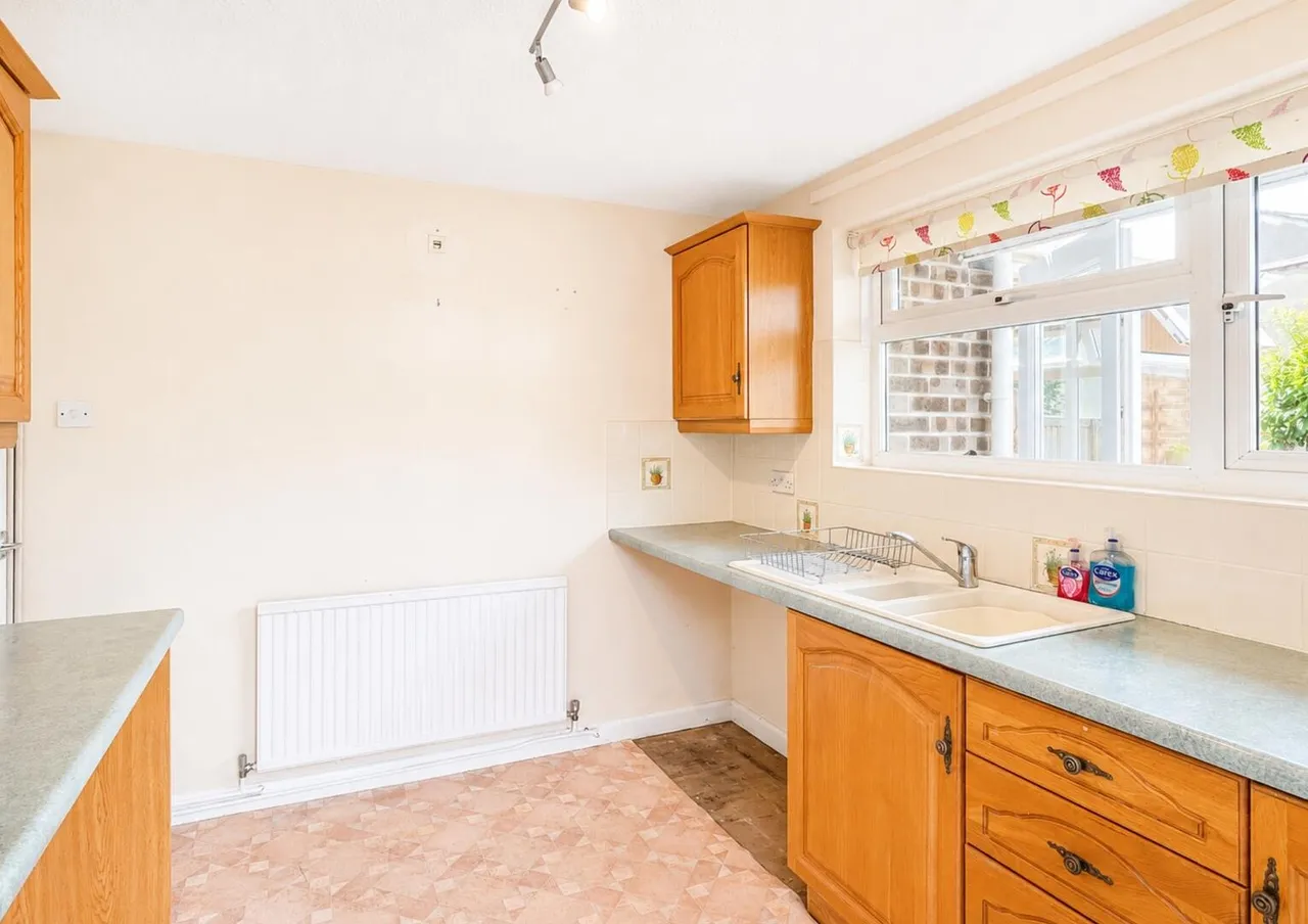 Elliott Close, Frome BA11 2JL, photo 5