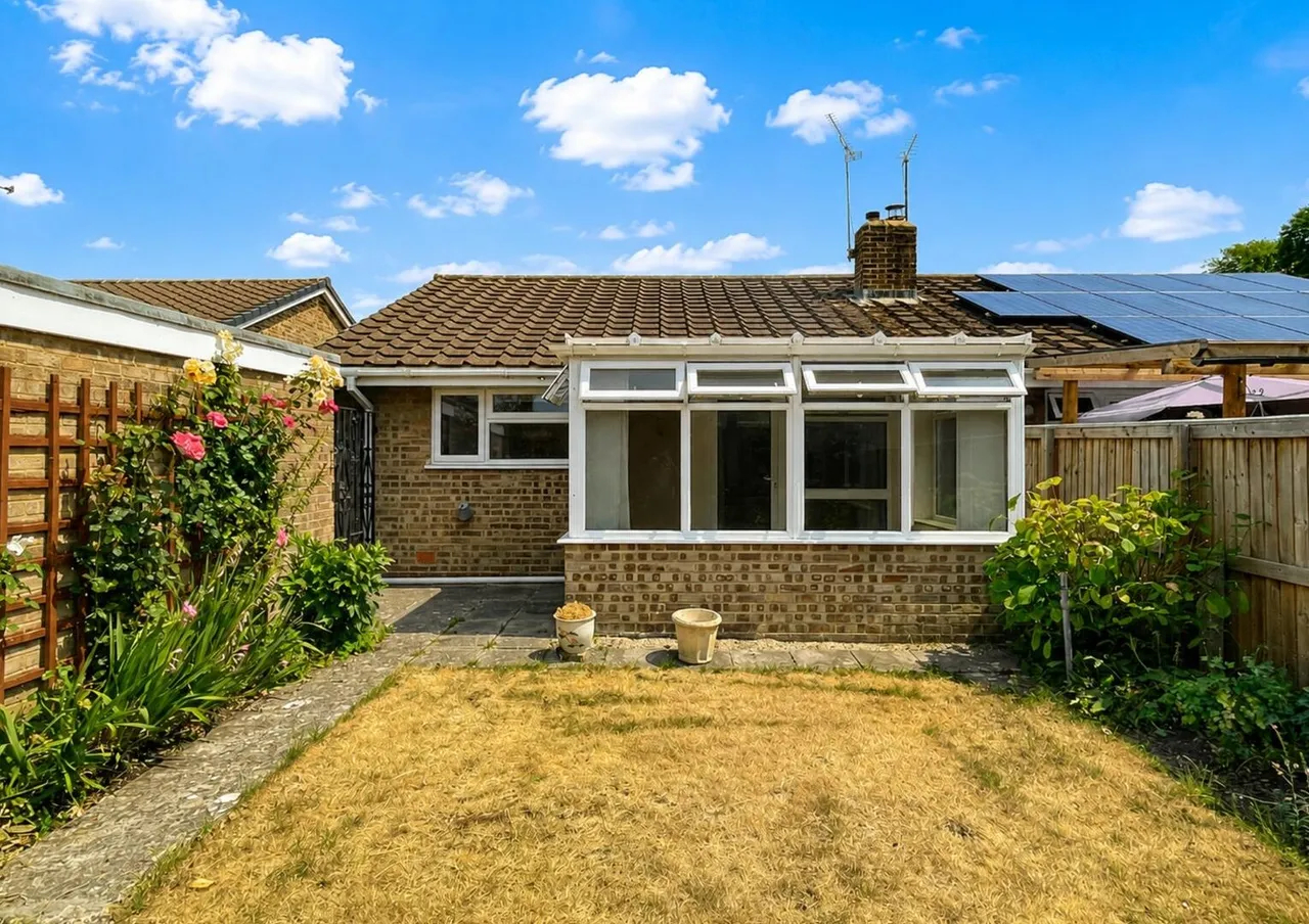 Elliott Close, Frome BA11 2JL, photo 21