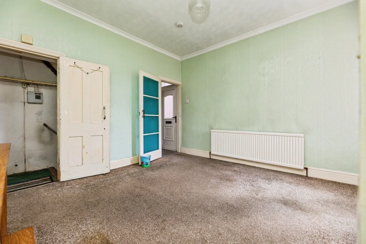 Firth Park Crescent, Sheffield, South Yorkshire, S5, photo 8