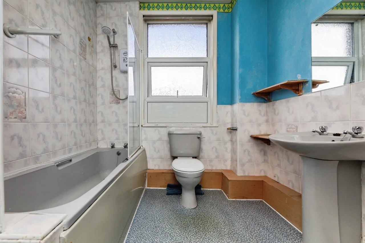 Firth Park Crescent, Sheffield, South Yorkshire, S5, photo 10