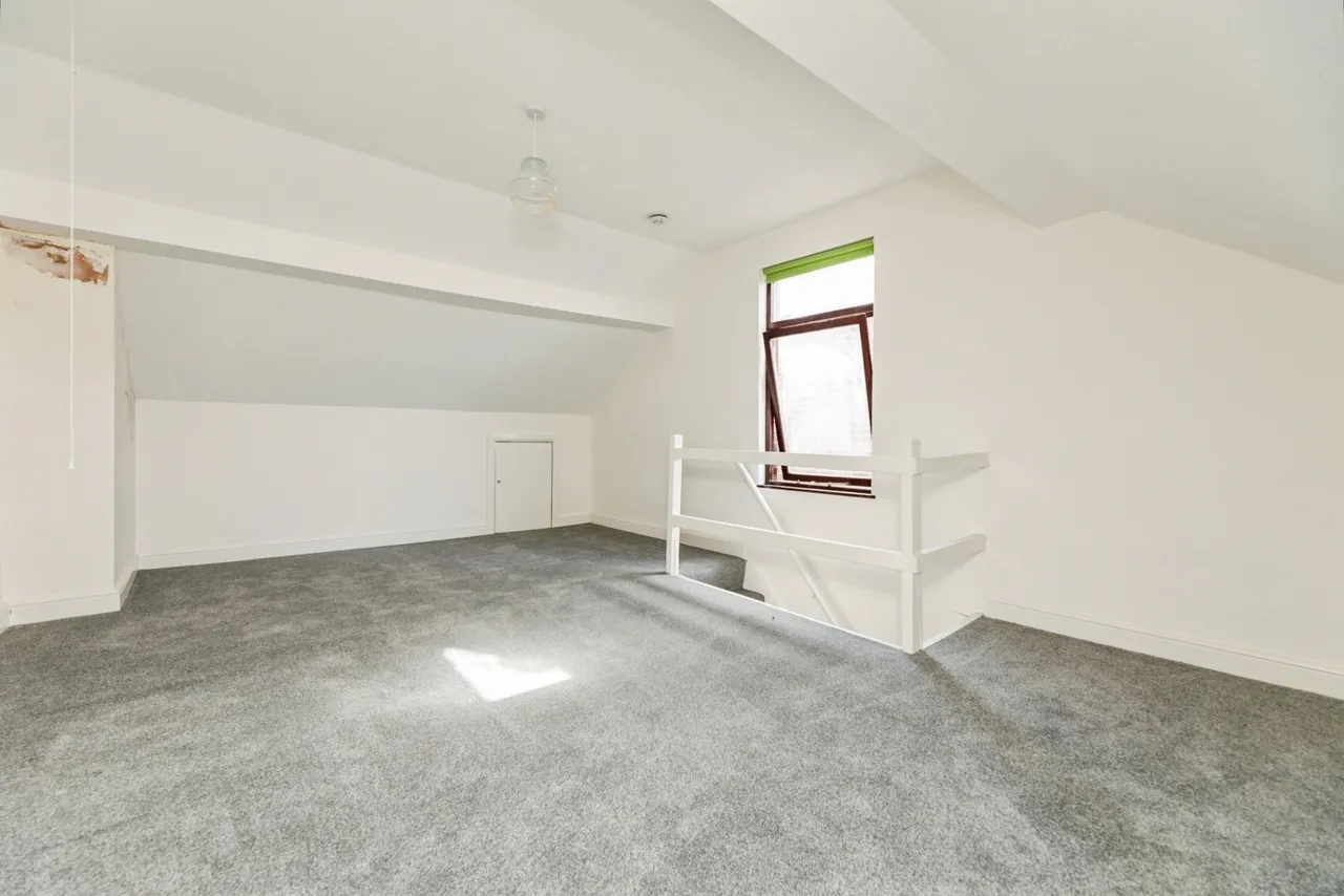 Firth Park Crescent, Sheffield, South Yorkshire, S5, photo 16