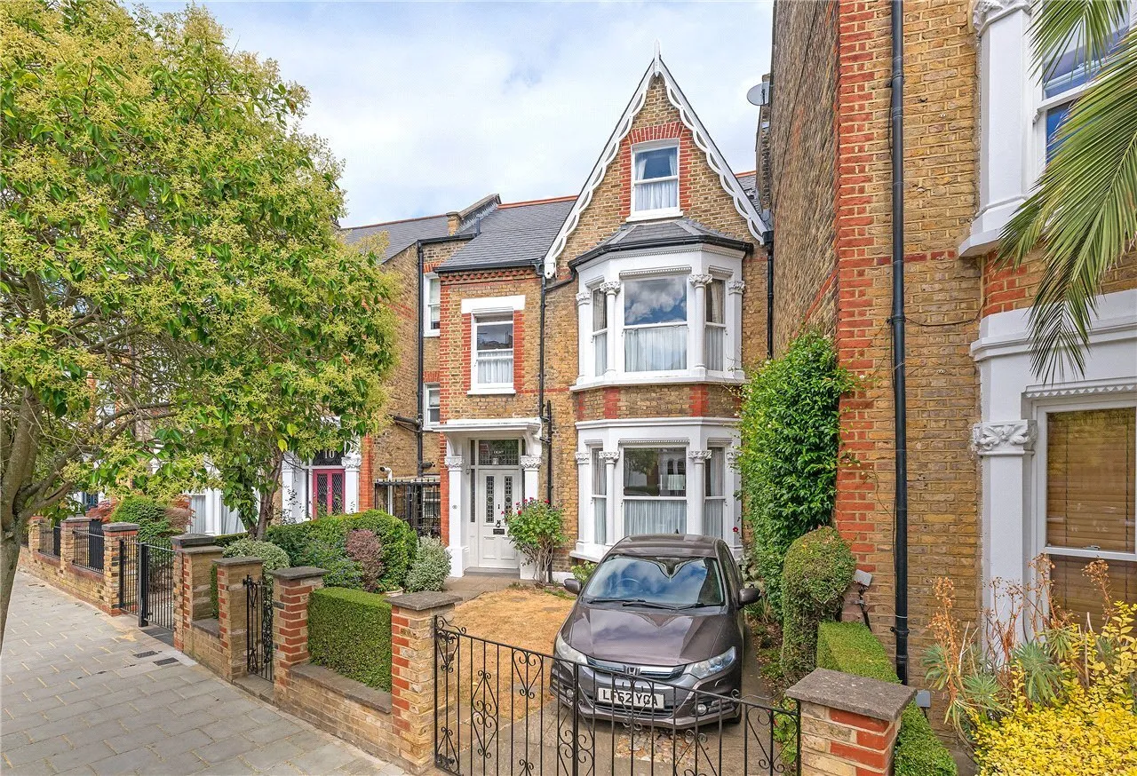 6 bed house for sale — Elms Crescent, London, SW4