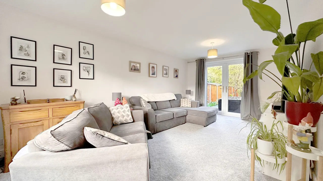 Whitby Close, Stockport, photo 6