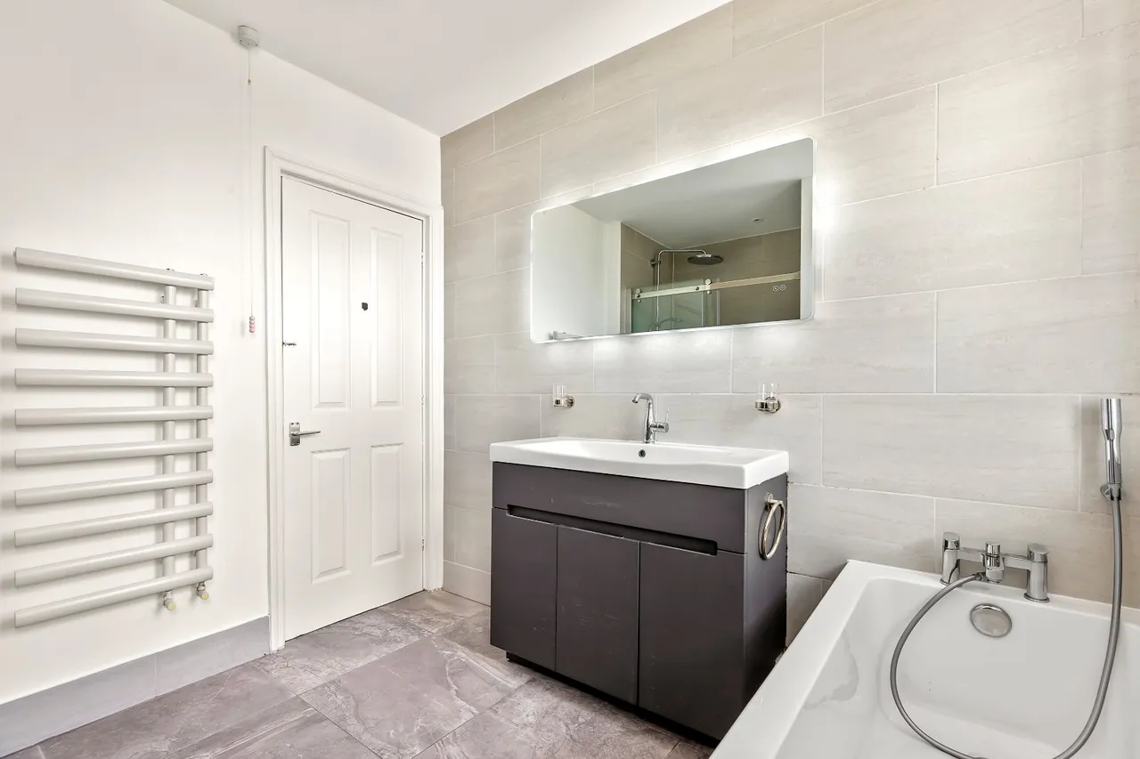 Manley Road, Ilkley, LS29, photo 11