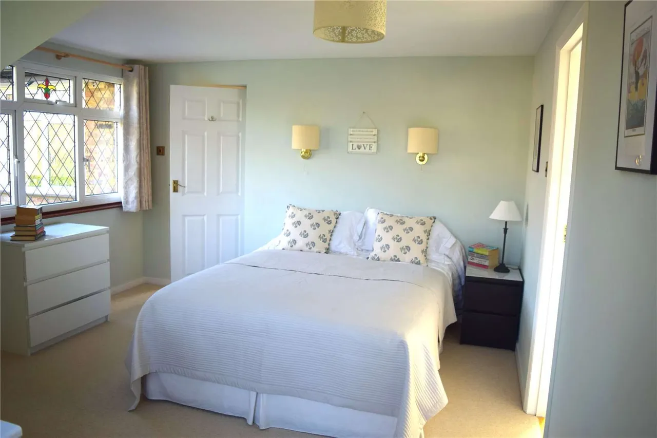 Chiltern Hill, Chalfont St. Peter, Gerrards Cross, Buckinghamshire, SL9 9TZ, photo 8
