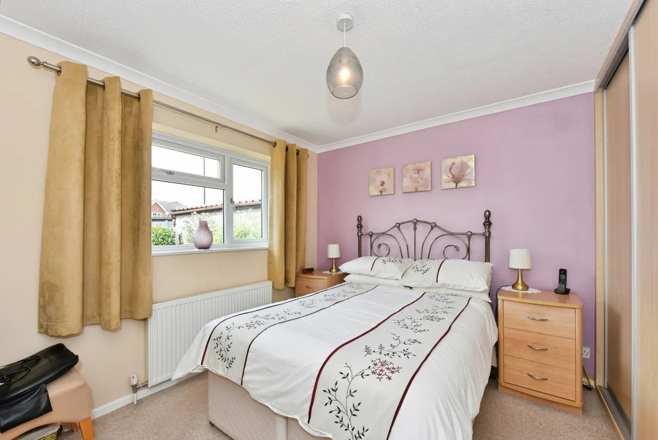 Nether Oak Close, Sothall, Sheffield, S20, photo 9