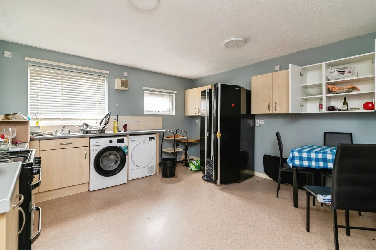 Birkin Avenue, Nottingham, Nottinghamshire, NG7, photo 5