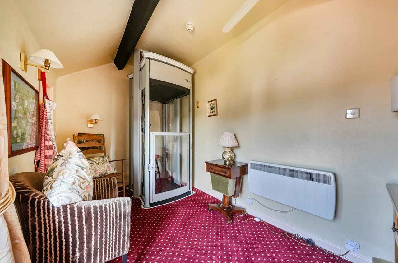 Cambrian Place, Llanidloes, photo 9