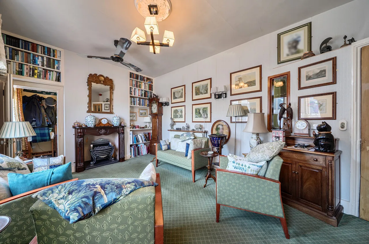 Cambrian Place, Llanidloes, photo 6
