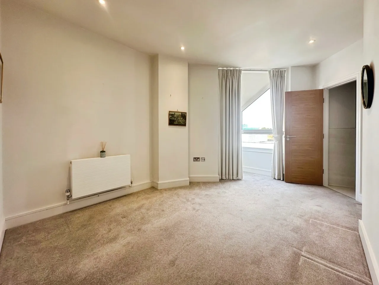 High Street, Bracknell, Berkshire, RG12 1DZ, photo 4