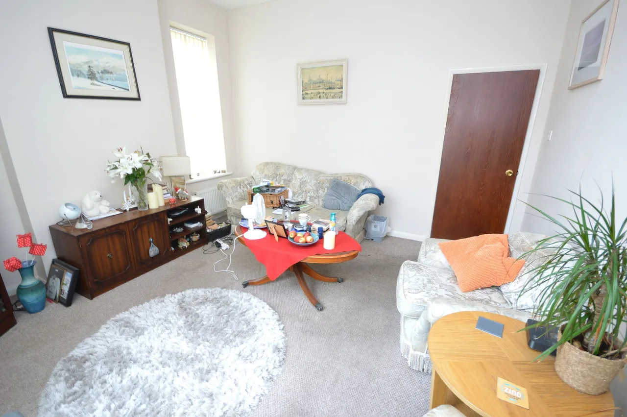 Cheviot Close, Stockport, photo 3